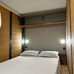 Hostel Swed Cab Embassy Varna