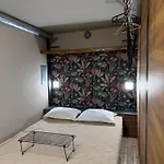 Swed Cab Embassy Hostel