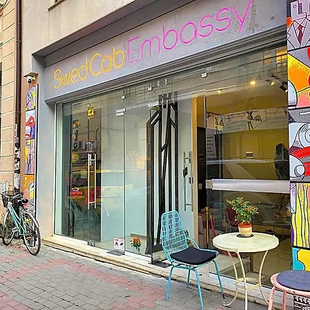 Hostel Swed Cab Embassy *