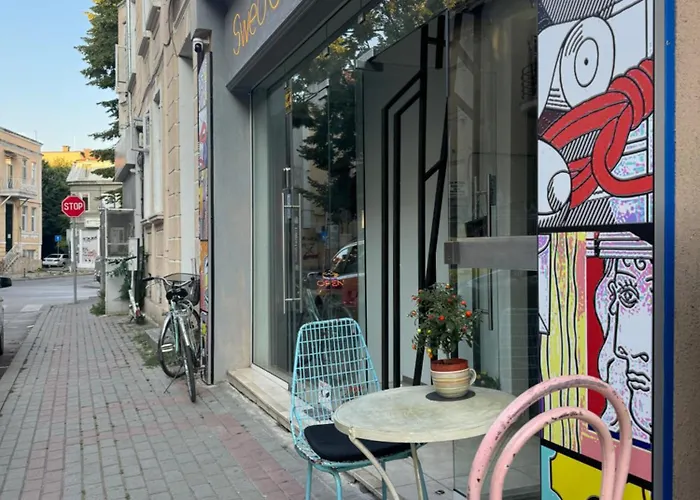 Swed Cab Embassy 旅馆