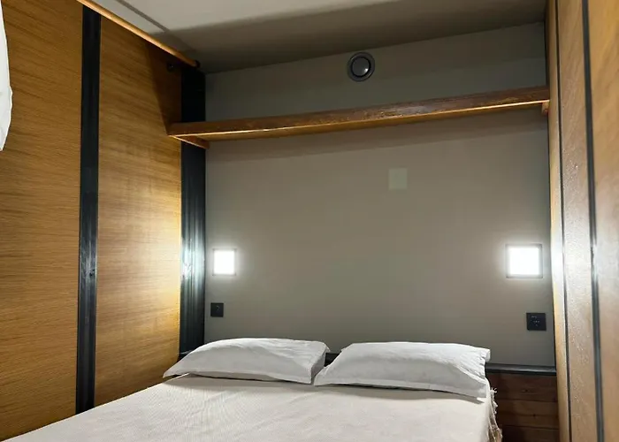 旅馆 Swed Cab Embassy 瓦爾納