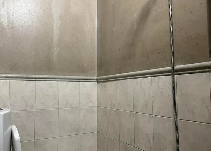 Swed Cab Embassy 旅馆 瓦爾納